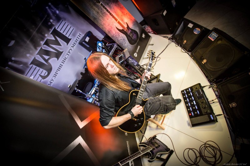Мастеркласс Роман Скоробагатько (гитарист The Hardkiss) в магазине JAM Киев Драгоманова 31д. 28 ноября 2015