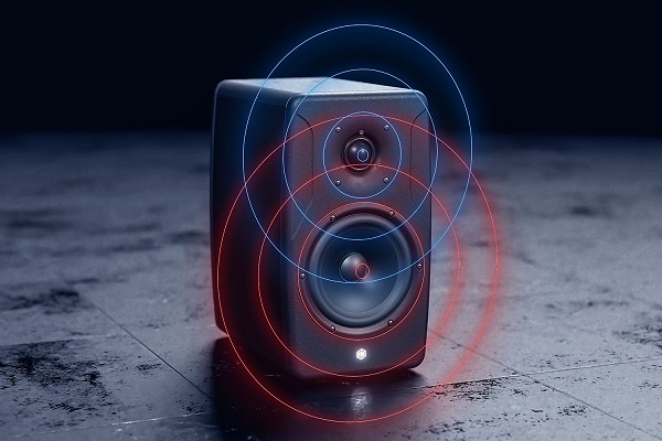 Референсна прозорість IK Multimedia iLoud Precision MTM MKII