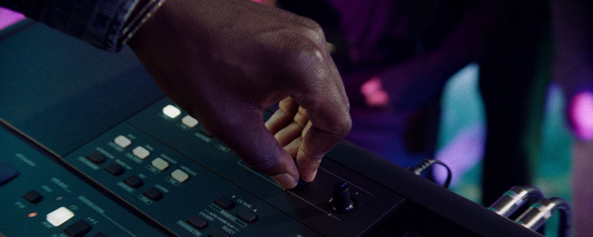 Колесо Pitch Bend на YAMAHA PSR-E483