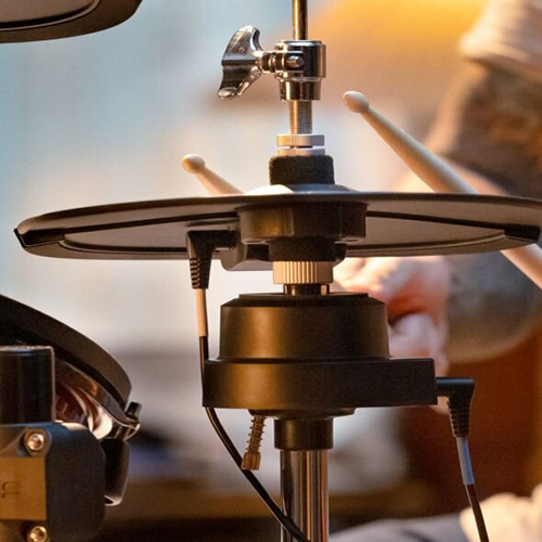 Контролер хай-хета ALESIS NITRO ULTIMATE KIT на стійці