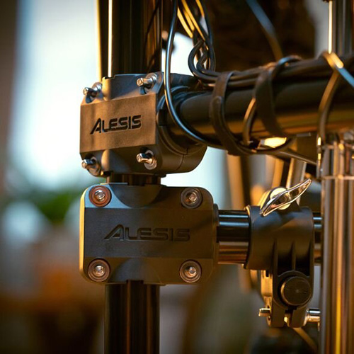 Сталева рама ALESIS NITRO ULTIMATE KIT з кріпленнями